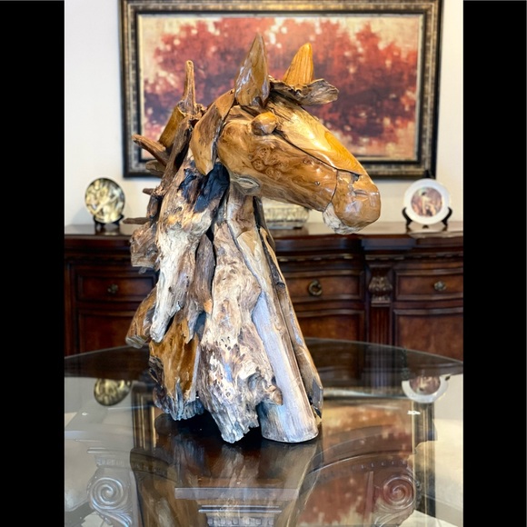 Art Sculpture in Natural Teak Wood - Picture 1 of 4